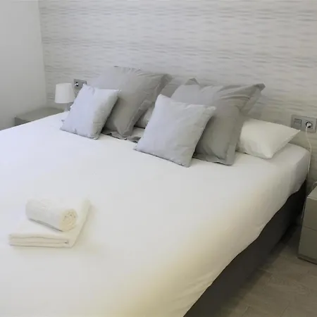 Great 2 Bd With Amazing Terrace Lejlighed *